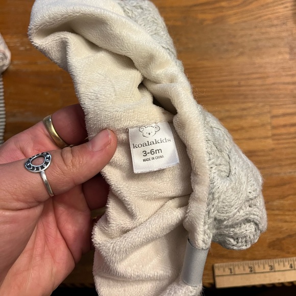 Kids Clothes Bundle - Picture 7 of 10